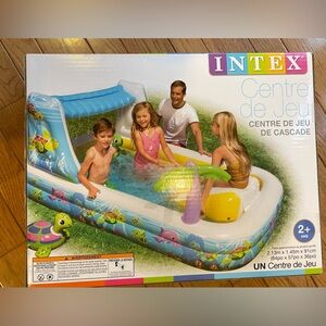 NWT Intex inflatable play center new in the original boc